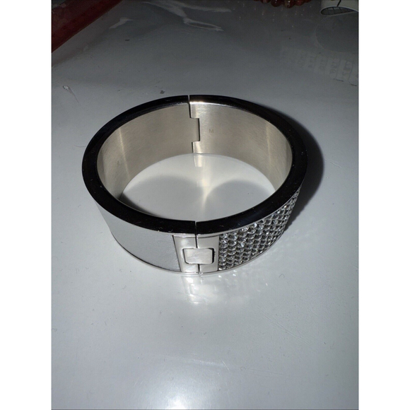 AUTHENTIC SWAROVSKI Intervalle Wide Bracelet Large - Picture 2 of 6